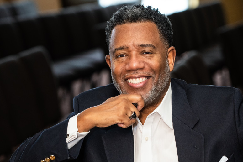 Reverend Dr. Alexander Gee Jr., an innovative community servant and transformational educator who is nationally recognized for his advocacy on behalf of the Black community, will receive an honorary degree from the University of Wisconsin–Madison.
